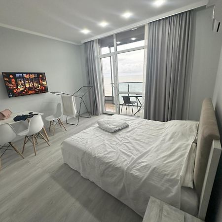 Bi Residence Sea View Luxury Batumi Eksteriør billede