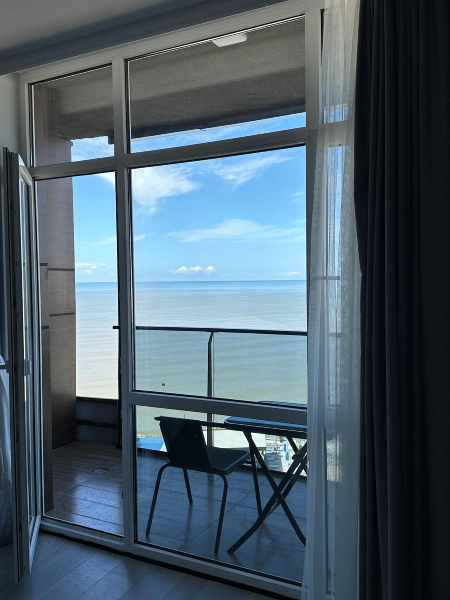 Bi Residence Sea View Luxury Batumi Eksteriør billede